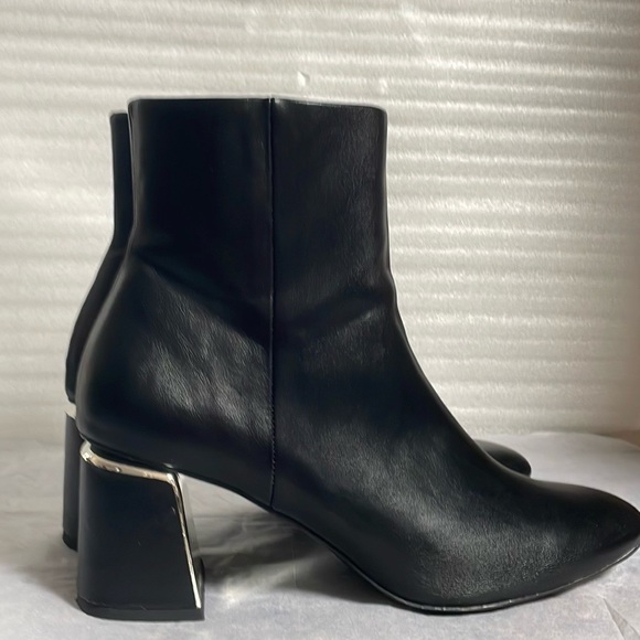 Zara Booties Black with Chrome Trim - Picture 2 of 6